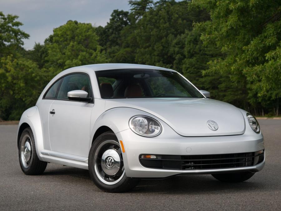  Volkswagen Beetle Classic 2015 года  (фото 4 из 4)